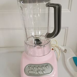 KitchenAid Susan C. Koman Cook For The Cure EditioPink Blender with Gray Details